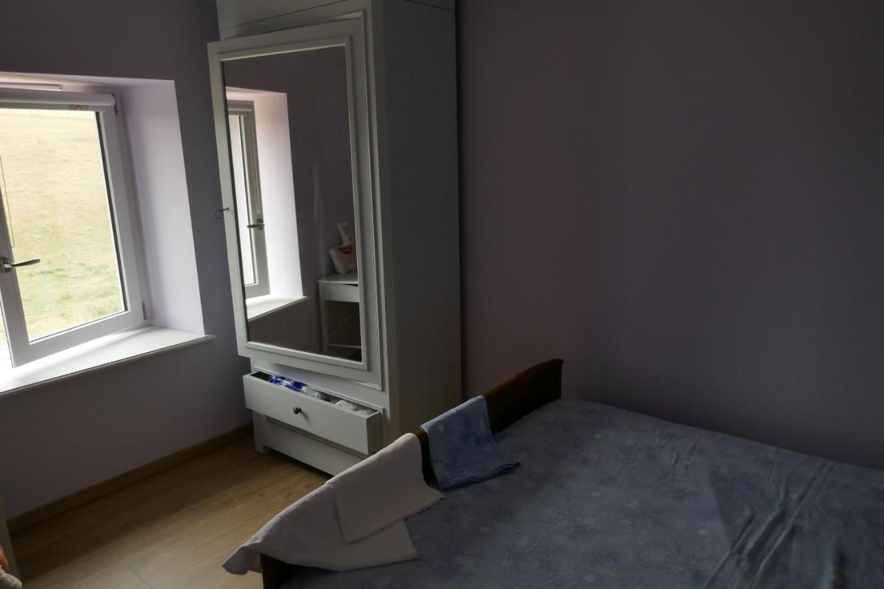 Вілла La Bergerie Des Moureres Trezioux Екстер'єр фото